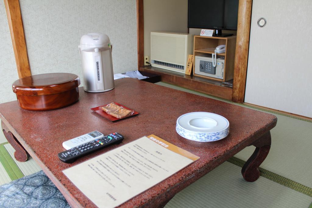 Kinokuniya Ryokan Fujisawa Exterior foto